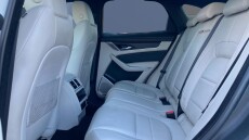 Jaguar F-Pace 2.0 D200 R-Dynamic Black 5dr Auto AWD Diesel Estate